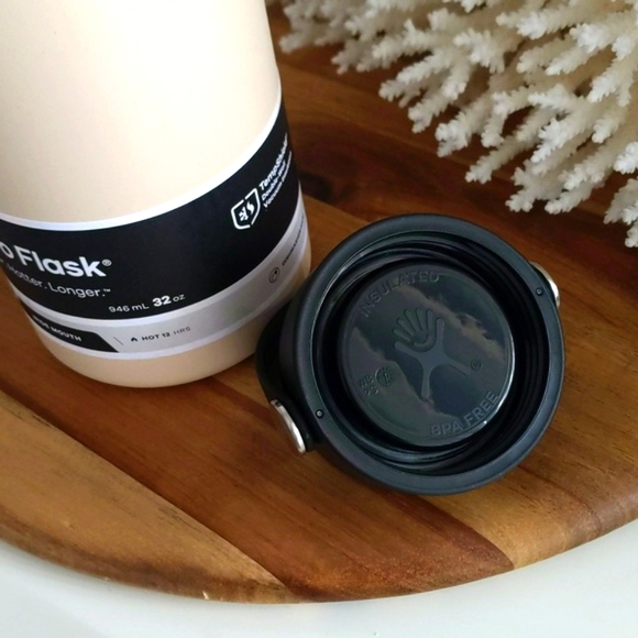 Hydro flask 🔥NWT🔥32 oz wide mouth reg cap. NEVER USED. Authentic!!!!! - Picture 12 of 12